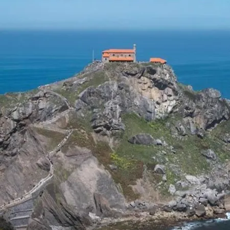 Lavin Etxea Holiday home *