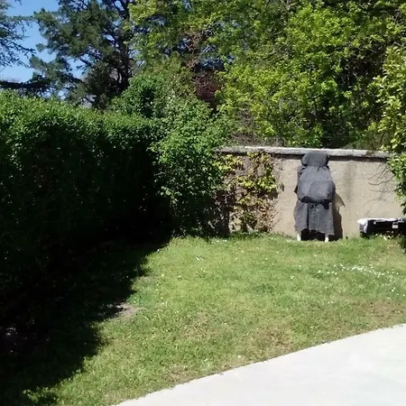 Lavin Etxea Nyaraló